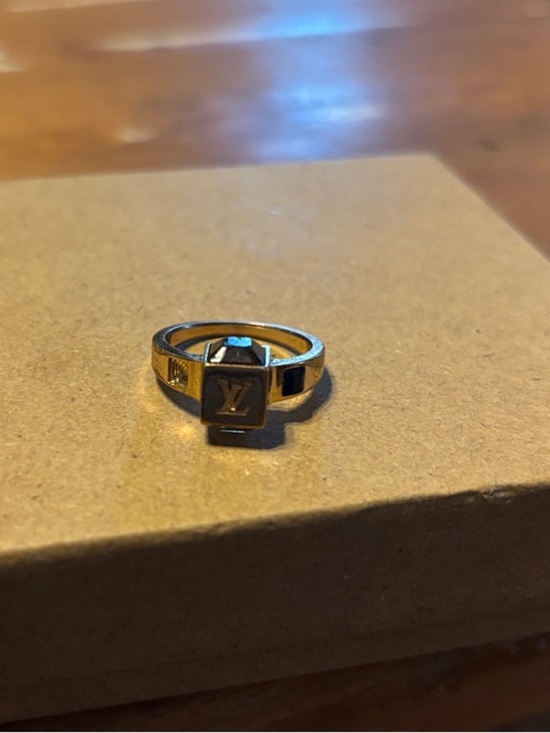 Louis Vuitton Jewelry - Louis Vuitton Gold Gamble Ring with Logo & Stone Accents Size 6.75